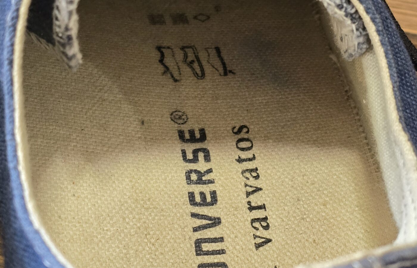 CONVERSE