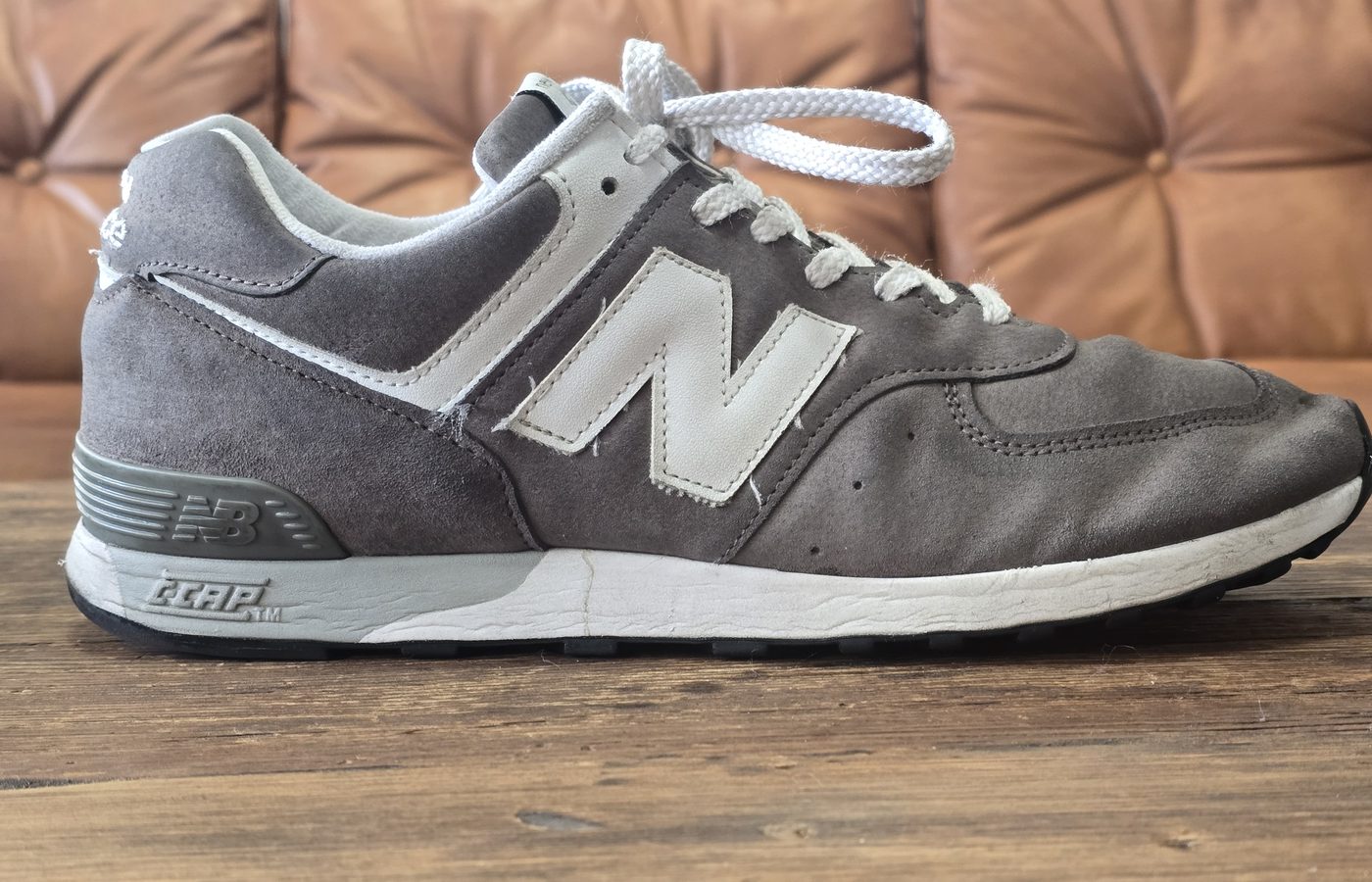 New Balance 576